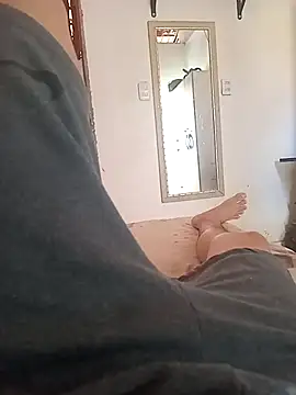 Snapshot of JOHN_GOSTOSO chatting on December 2, 12:51 pm JOHN GOSTOSO online show from December 2, 12:51 pm