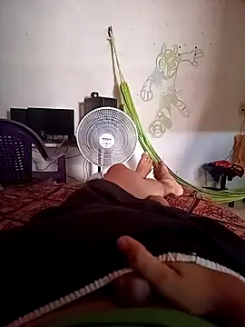 Snapshot of JOHN_GOSTOSO chatting on December 18, 4:00 pm JOHN GOSTOSO online show from December 18, 4:00 pm