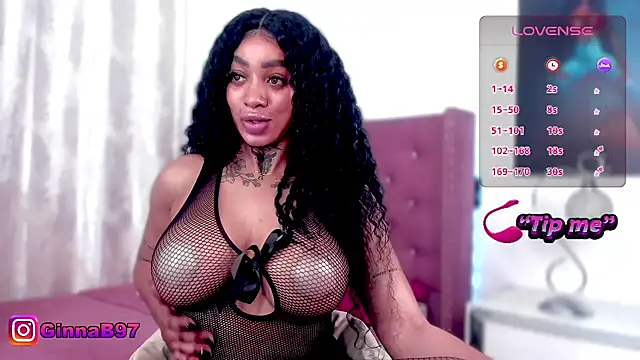 Snapshot of GinnaBolton chatting on February 6, 6:20 am GinnaBolton online show from February 6, 6:20 am