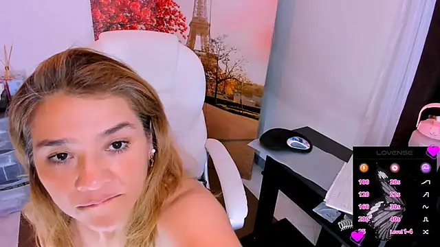 Snapshot of Salomesweet69 chatting on November 10, 2:55 pm Salomesweet69 online show from November 10, 2:55 pm