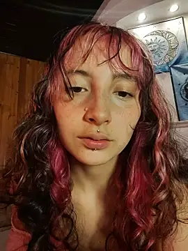  Laary online show from December 22, 9:48 pm