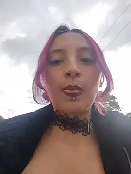 Snapshot of _Laary chatting on October 29, 9:03 pm Laary online show from October 29, 9:03 pm