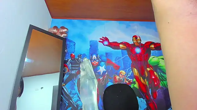 Snapshot of Anne_Robert chatting on January 9, 4:17 pm Anne Robert online show from January 9, 4:17 pm