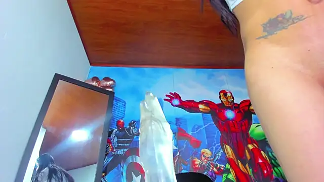 Snapshot of Anne_Robert chatting on January 7, 7:49 pm Anne Robert online show from January 7, 7:49 pm