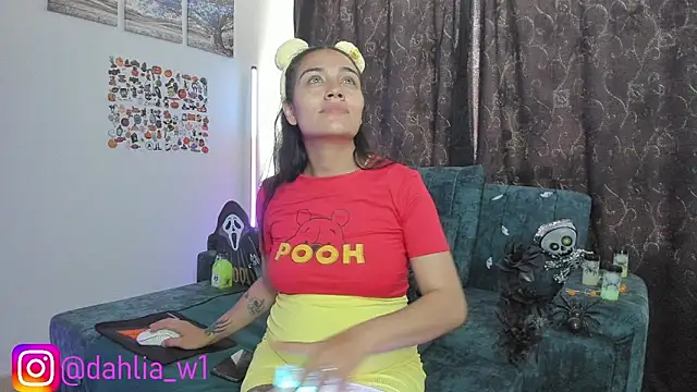 Snapshot of Dalia_D chatting on November 5, 1:25 pm Dalia D online show from November 5, 1:25 pm