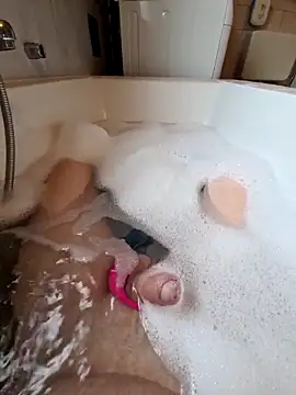 toeloverlive online show from February 25, 8:47 am