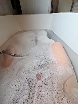 toeloverlive online show from March 16, 8:18 am