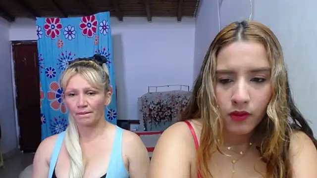 Nicolle Milf online show from October 10, 6:42 pm
