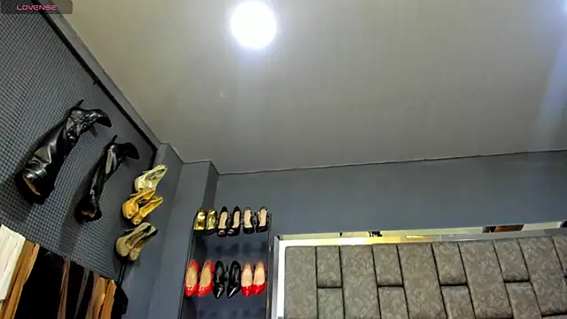 SSCARLETH  online show from May 7, 11:46 am