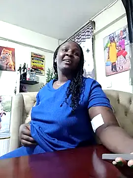 Toomuchbooty33 online show from October 8, 8:31 pm