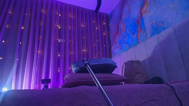 britanyy  online show from February 27, 3:07 am