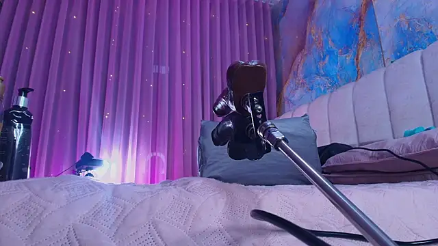 britanyy  online show from February 20, 3:14 am