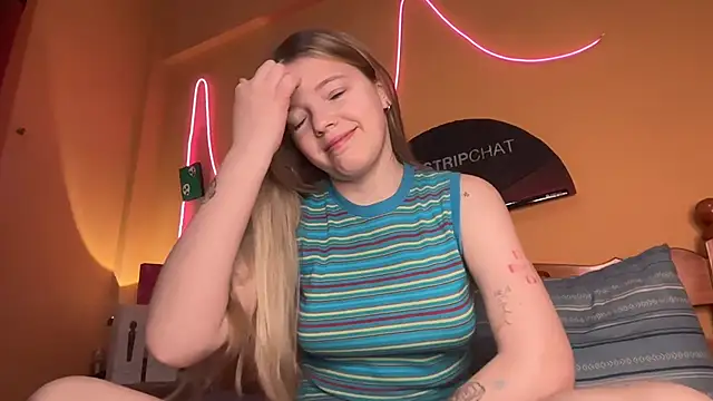 -veranito- online show from October 20, 3:08 am