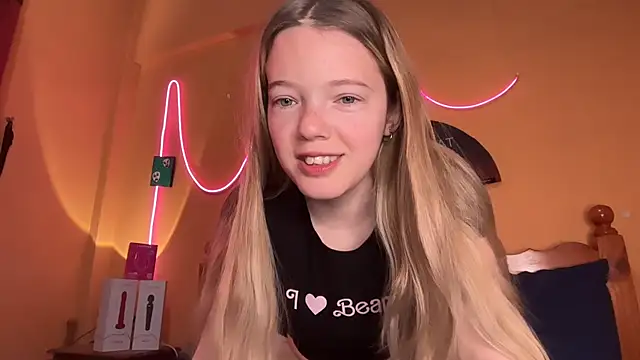 -veranito- online show from November 17, 9:08 pm