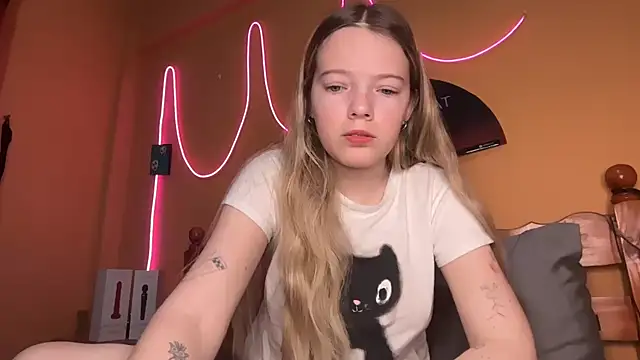 -veranito- online show from December 14, 3:02 am