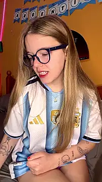 Snapshot of -veranito- chatting on July 15, 6:59 pm -veranito- online show from July 15, 6:59 pm
