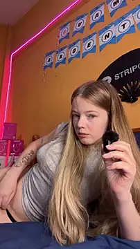 Snapshot of -veranito- chatting on June 10, 3:08 am -veranito- online show from June 10, 3:08 am