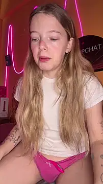 -veranito- online show from March 3, 9:11 pm