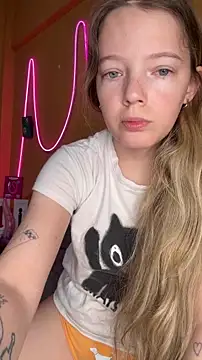 -veranito- online show from April 5, 3:02 am