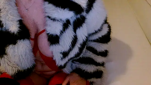 34MANON online show from November 30, 6:36 am