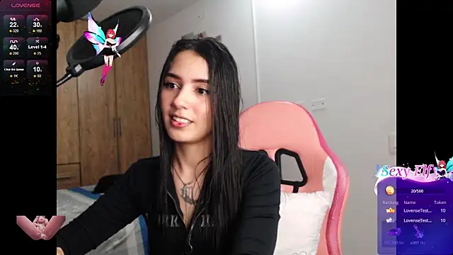 Danae 999 online show from December 3, 11:40 pm