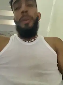 Alessandro  Rossi online show from November 22, 7:57 pm