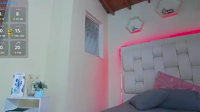 shanakendall online show from October 31, 12:35 pm