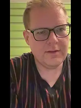 AnnualSunrise online show from October 7, 8:32 pm