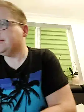 AnnualSunrise online show from December 5, 8:06 pm