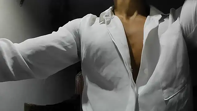 crazylatinguyy online show from November 29, 8:25 am