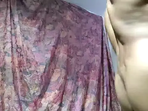 crazylatinguyy online show from December 3, 3:26 am