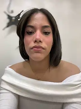 Snapshot of _Eurekaa_ chatting on February 24, 3:53 pm Eurekaa online show from February 24, 3:53 pm