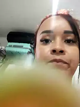 LindaGarcia22 online show from December 9, 4:45 am