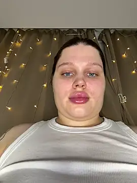 perfect sweety girl online show from February 19, 9:23 pm