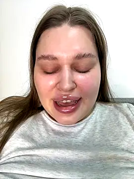 perfect sweety girl online show from November 3, 5:49 pm