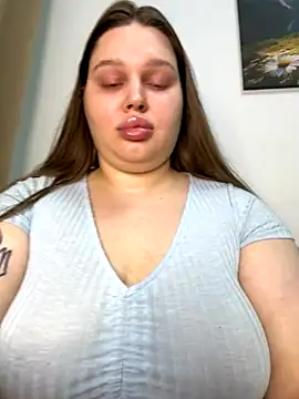 Snapshot of perfect_sweety_girl chatting on October 14, 6:52 pm perfect sweety girl online show from October 14, 6:52 pm