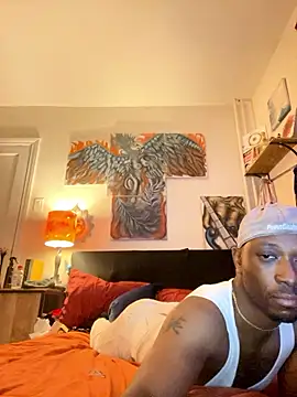 Snapshot of KingB8r chatting on October 25, 11:49 pm KingB8r online show from October 25, 11:49 pm