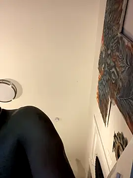 Snapshot of KingB8r chatting on October 24, 5:06 am KingB8r online show from October 24, 5:06 am