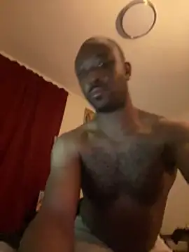 Snapshot of KingB8r chatting on December 18, 4:17 am KingB8r online show from December 18, 4:17 am