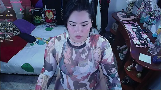 lufek23 online show from November 1, 7:08 pm