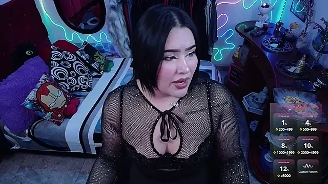 lufek23 online show from May 14, 2:58 pm