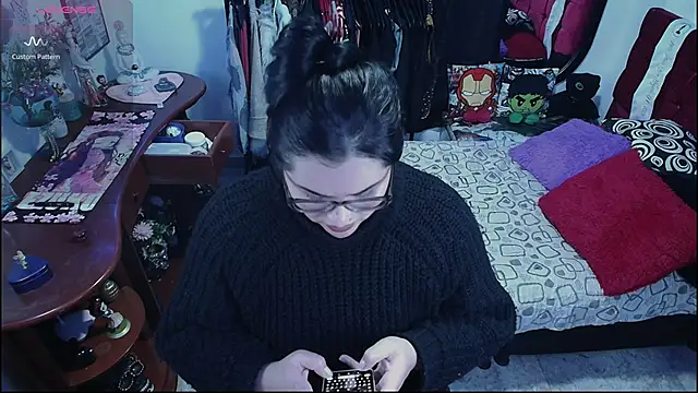 lufek23 online show from September 24, 12:40 am