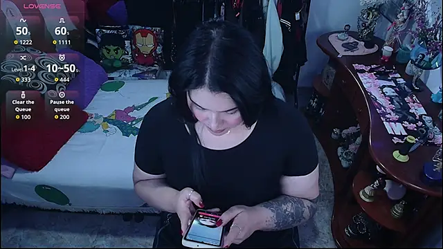 lufek23 online show from October 29, 3:33 pm