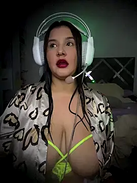 ValleryParker online show from November 29, 6:46 am