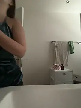 TheCinderella online show from March 25, 1:21 pm