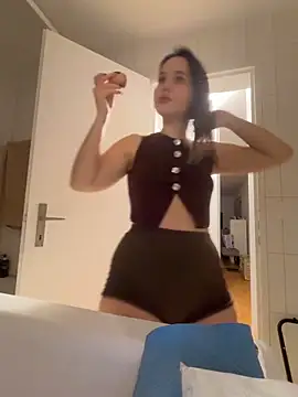 TheCinderella online show from January 7, 10:48 pm