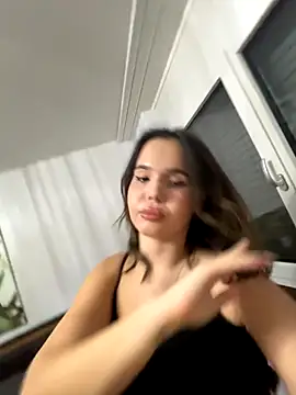 TheCinderella online show from November 30, 4:08 pm