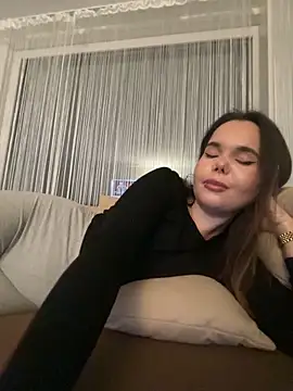 TheCinderella online show from March 21, 6:45 pm