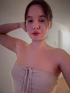 TheCinderella online show from February 26, 4:49 pm