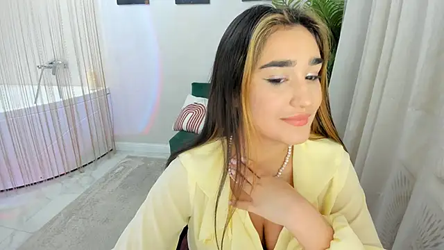 GoldenHeart 1 online show from April 4, 7:53 pm